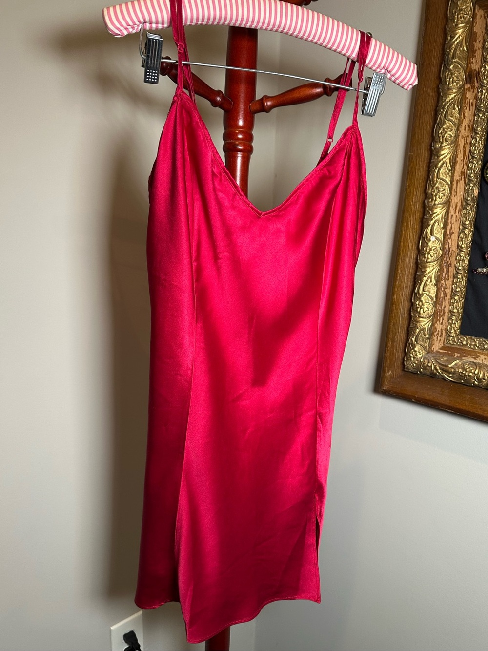 VTG Victoria's Secret Y2K 100% Silk Slip Dress L Pink Romantic Fairy Coquette